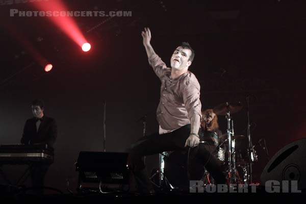 FUTURE ISLANDS - 2014-10-31 - PARIS - Grande Halle de La Villette - 